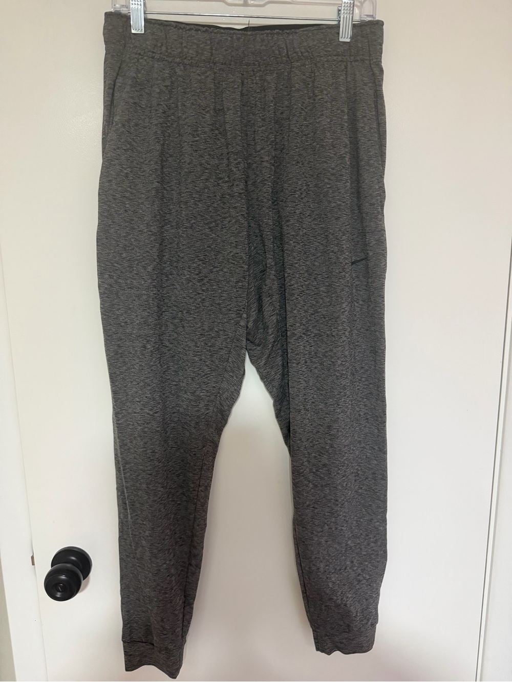 Nike Men's Heather Charcoal Gray Jogger Sweatpants